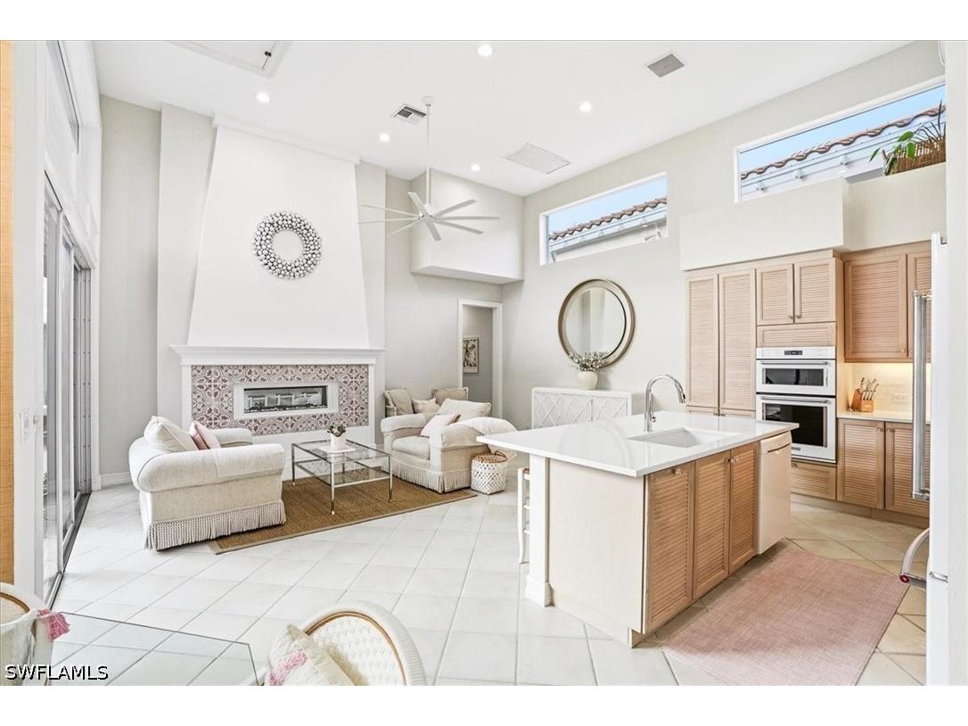 7897 Cocobay Drive Naples FL 34108 226020177 image5