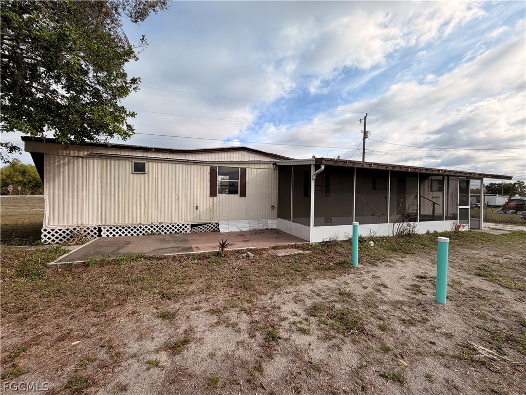 7897 Suncoast Drive North Fort Myers FL 33917 2026013300 image1