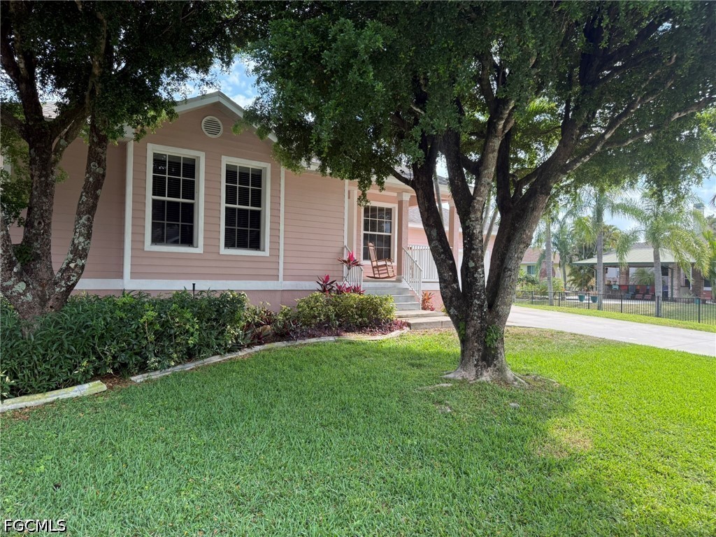 7899 Sandel Wood Circle W Fort Myers FL 33908 2026020326 image2