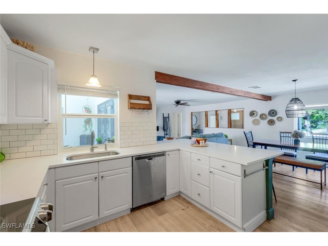 79 Constitution Drive Naples FL 34112 225078772 image16