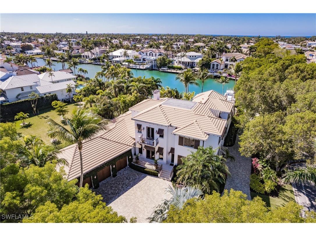 790 18th Avenue S Naples FL 34102 224102826 image10