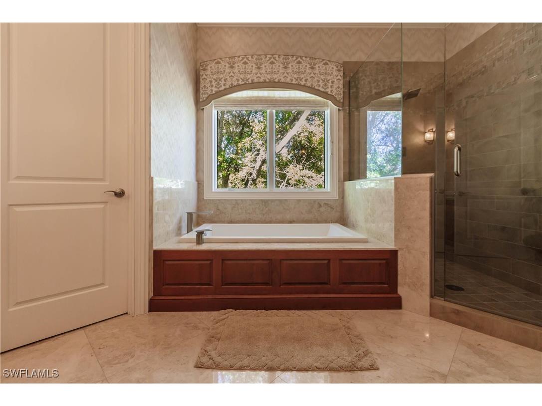 790 18th Avenue S Naples FL 34102 224102826 image39