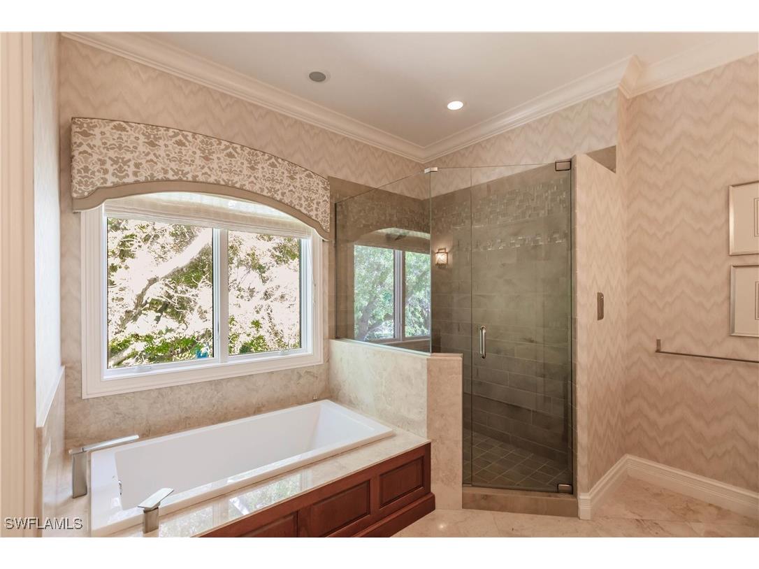 790 18th Avenue S Naples FL 34102 224102826 image40