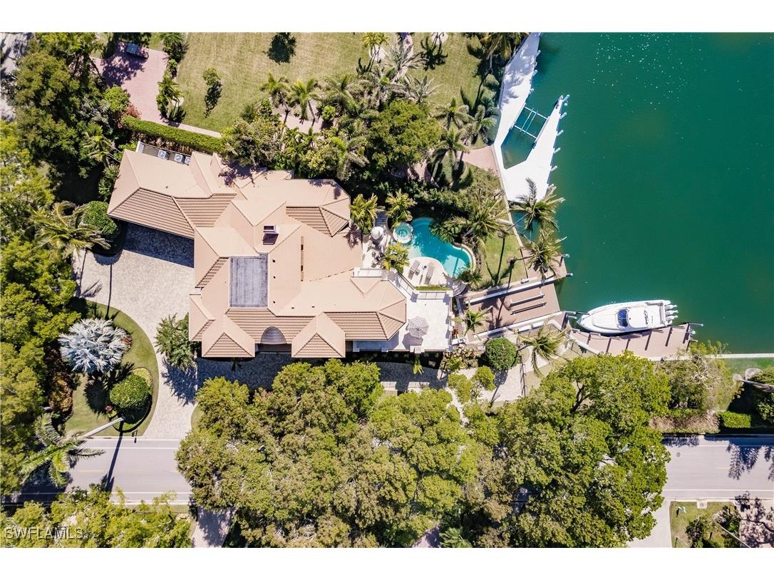 790 18th Avenue S Naples FL 34102 224102826 image8