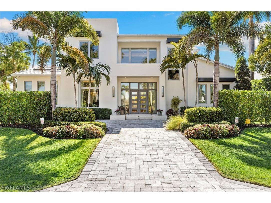 790 6th Avenue N Naples FL 34102 226006865 image1