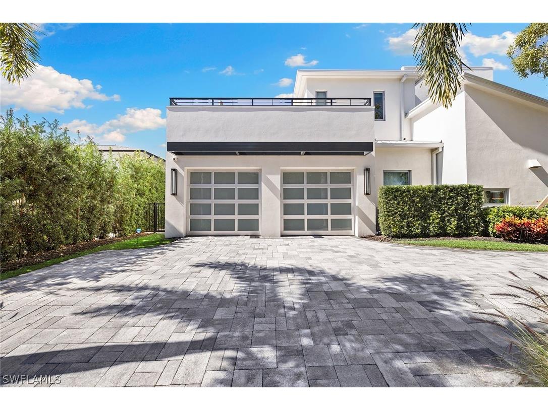 790 6th Avenue N Naples FL 34102 226006865 image40
