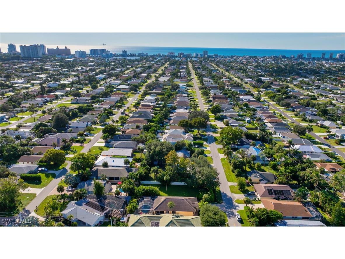 790 97th Avenue N Naples FL 34108 225069616 image4