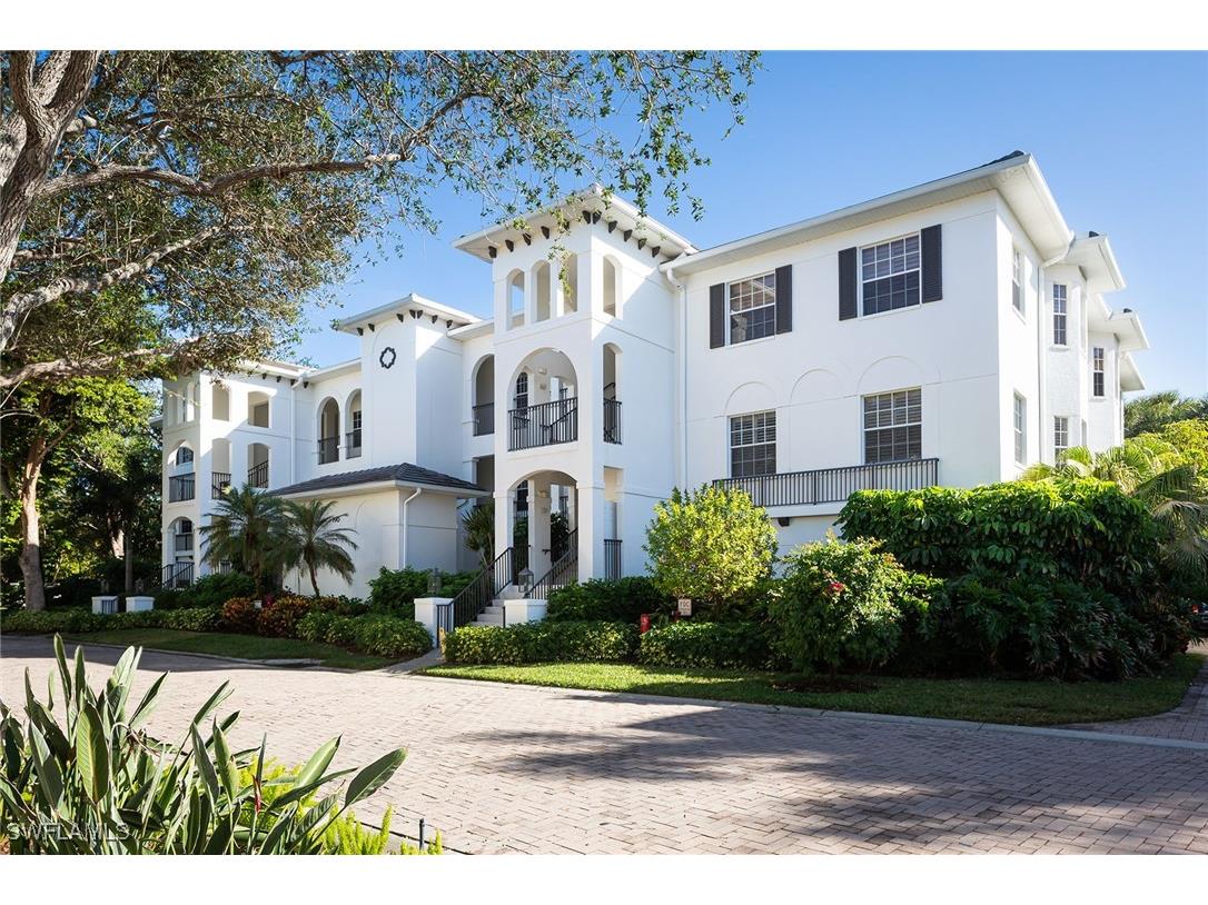 790 Bentwater Circle #203 Naples FL 34108 225071021 image19