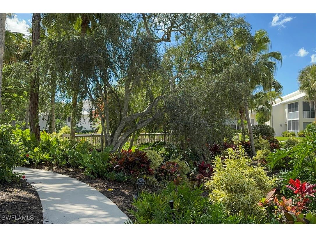 790 Willowbrook Drive #307 Naples FL 34108 225073516 image16