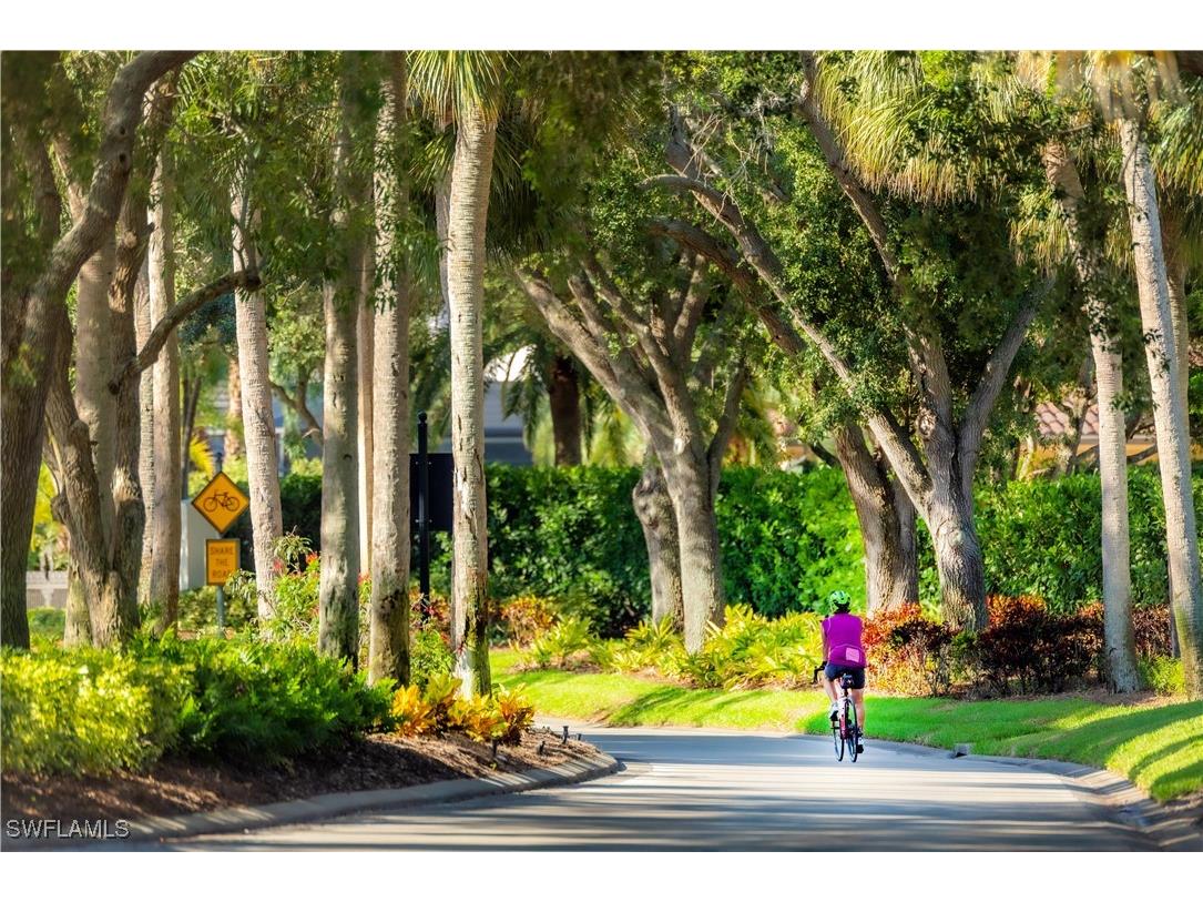 790 Willowbrook Drive #307 Naples FL 34108 225073516 image19