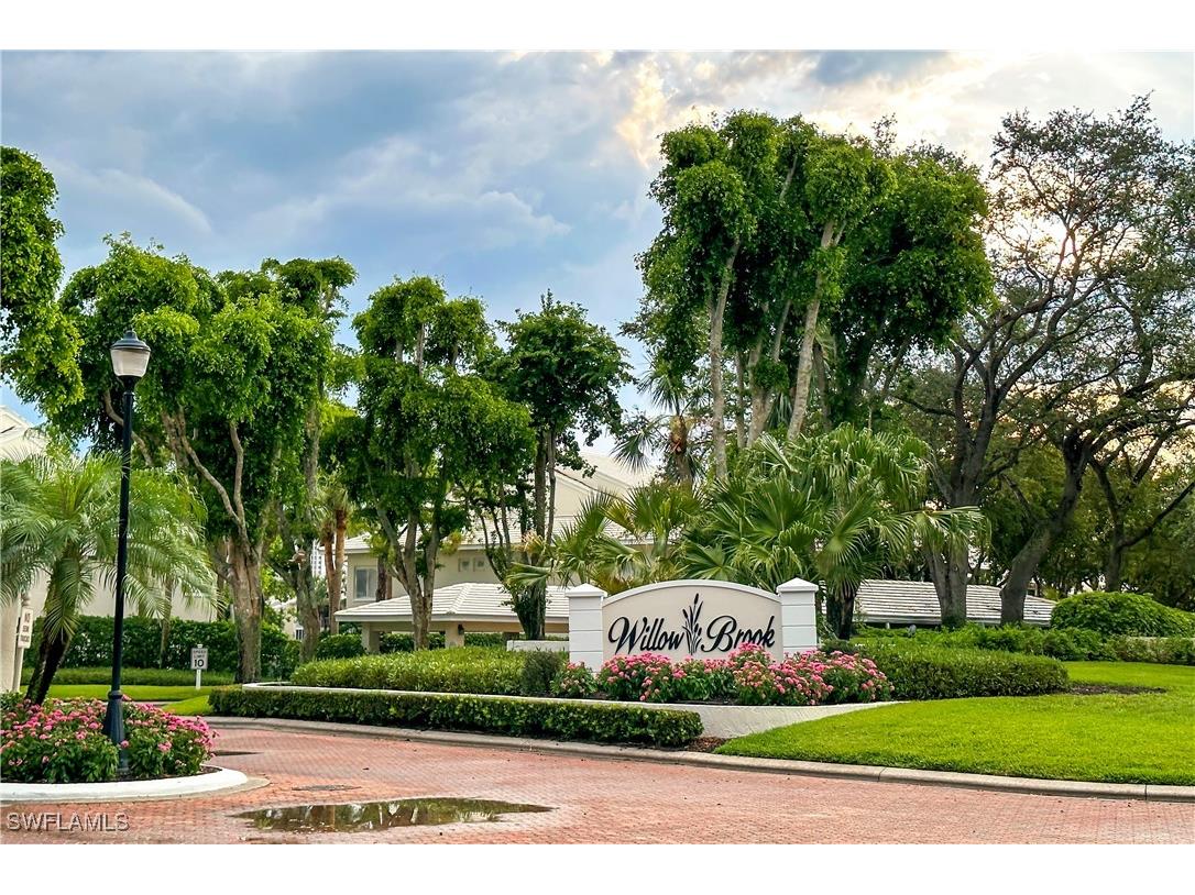 790 Willowbrook Drive #307 Naples FL 34108 225073516 image2