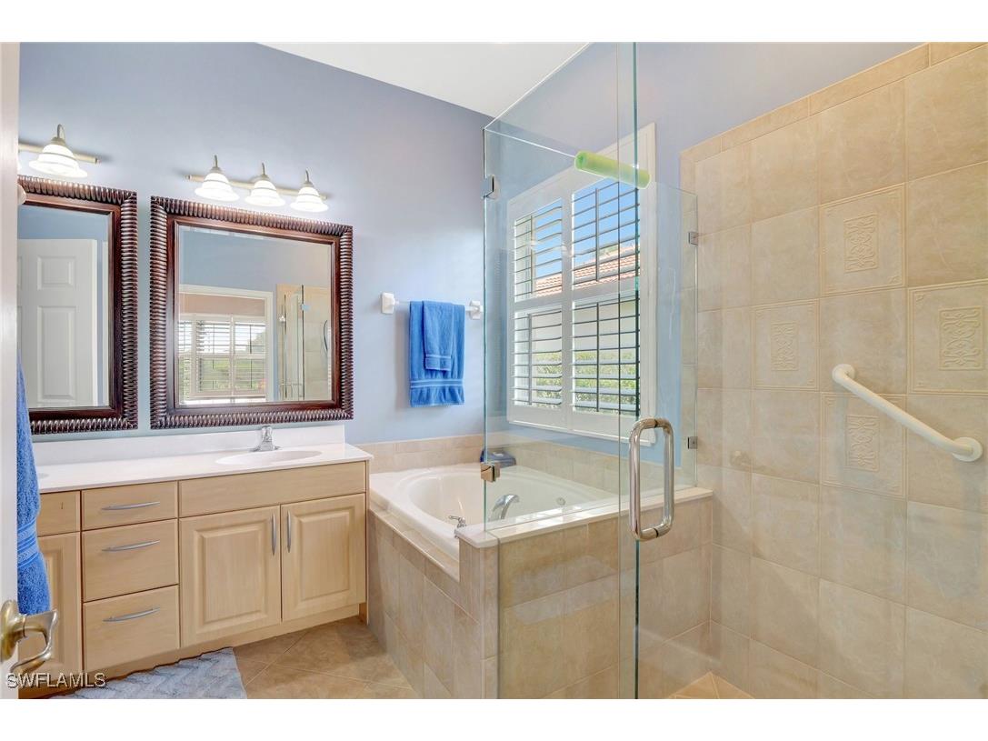 7903 Founders Circle Naples FL 34104 226001737 image25