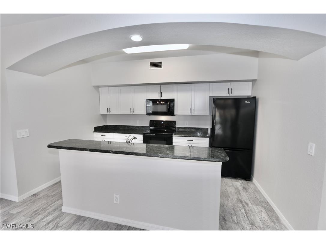 7905 Preserve Circle #127 Naples FL 34119 223085786 image1