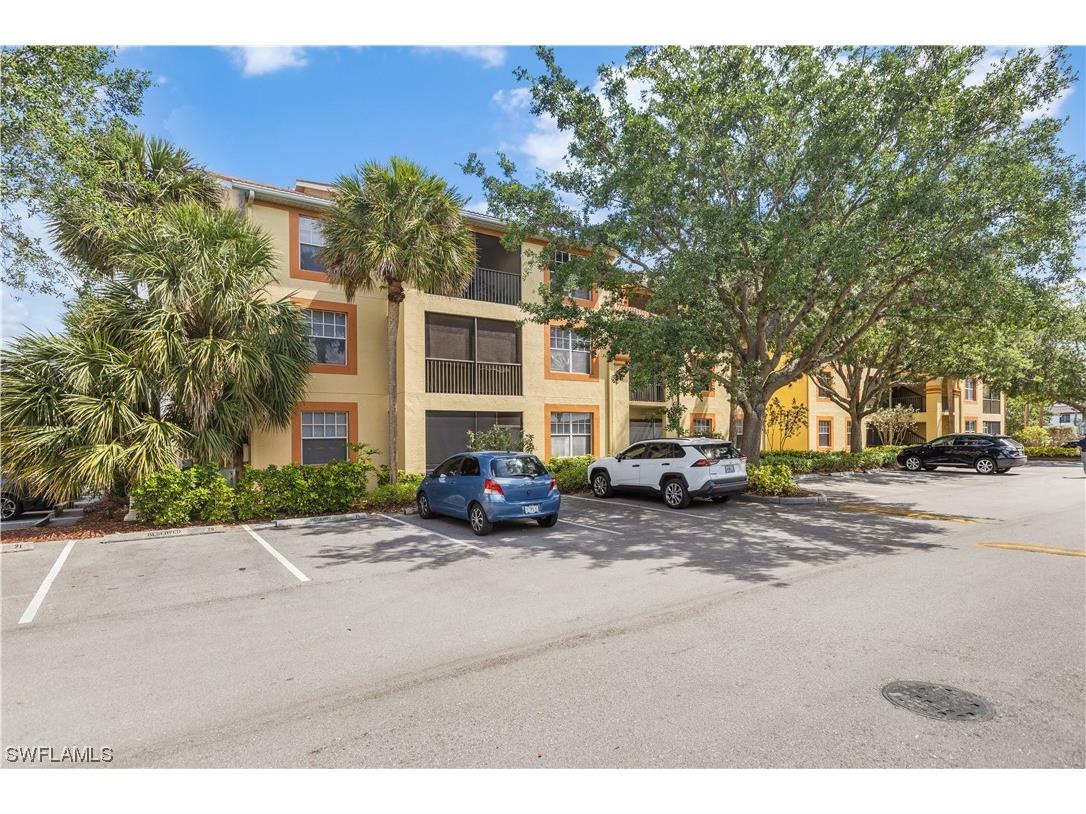 7905 Preserve Circle #128 Naples FL 34119 223031215 image1