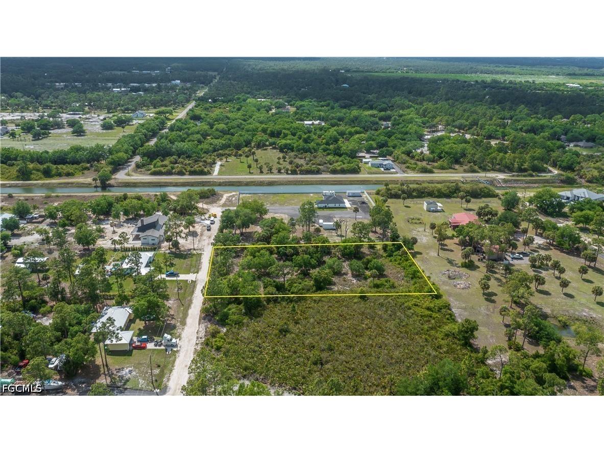 7906 23rd Place Labelle FL 33935 2026017237 image14