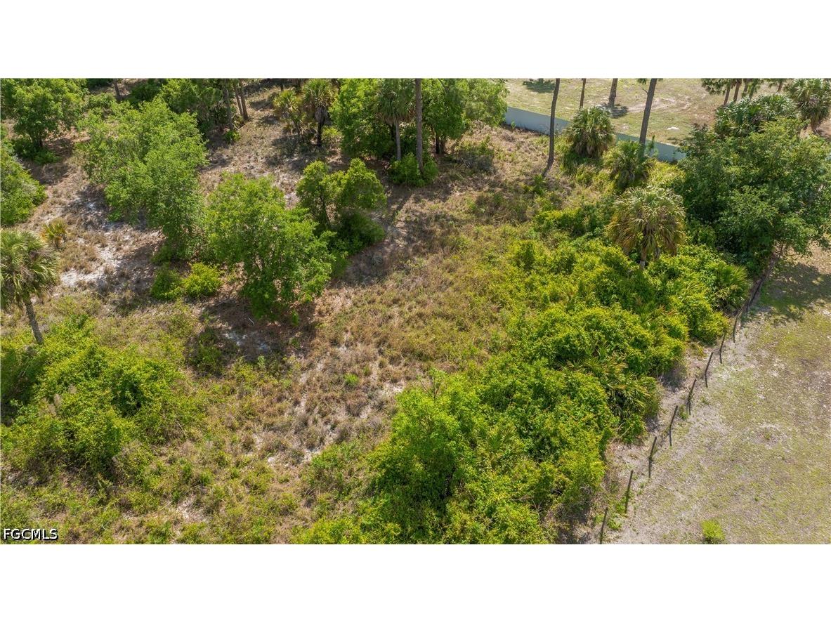 7906 23rd Place Labelle FL 33935 2026017237 image9