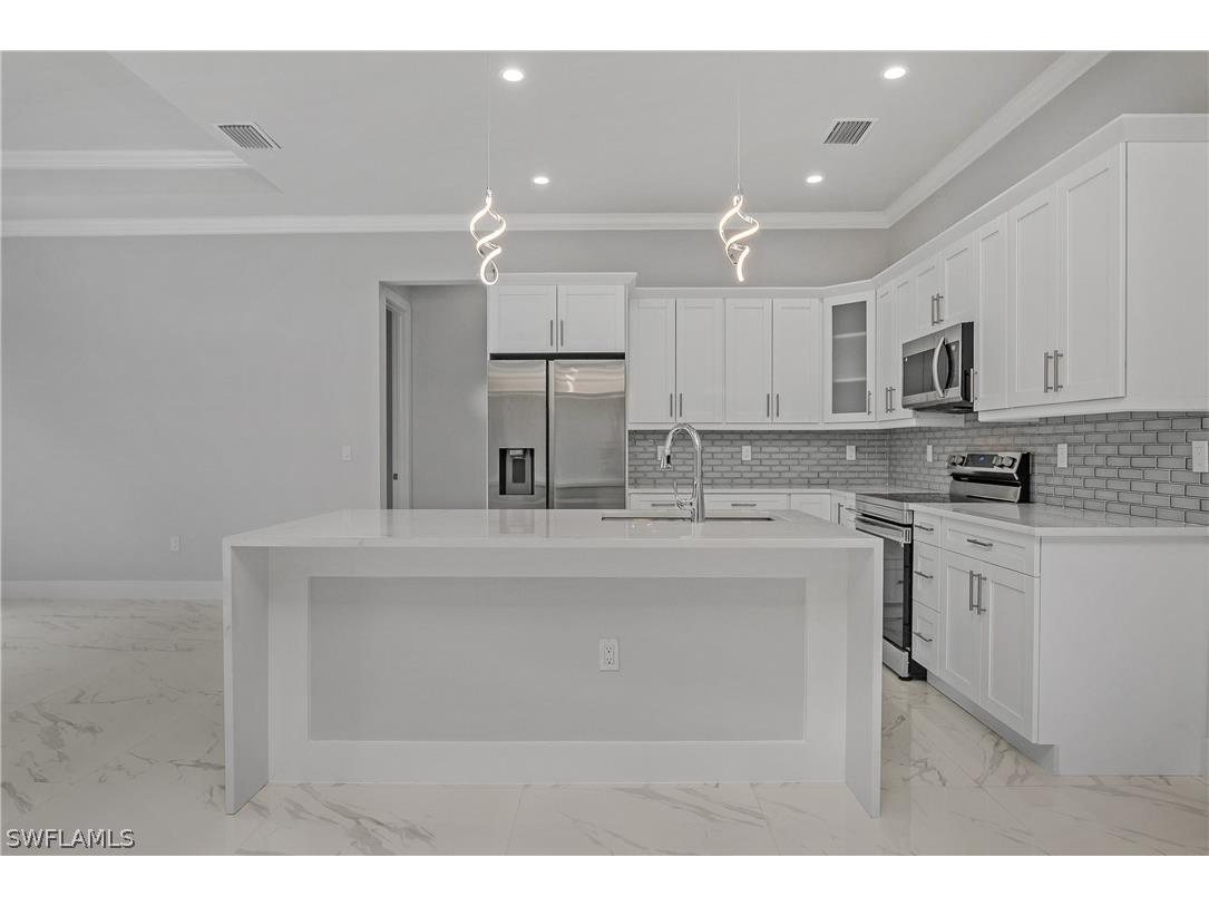791 14th Street NE Naples FL 34120 226006544 image8