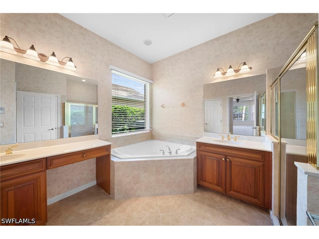 7914 Founders Circle Naples FL 34104 226017672 image16