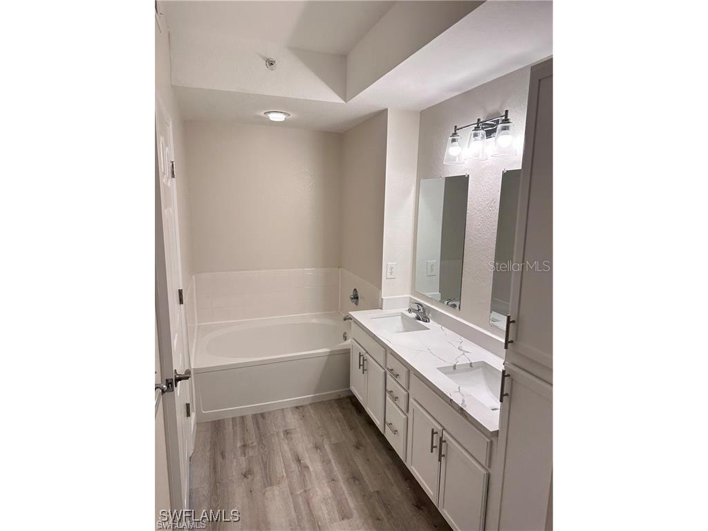 7915 Preserve Circle #214 Naples FL 34119 225069558 image16