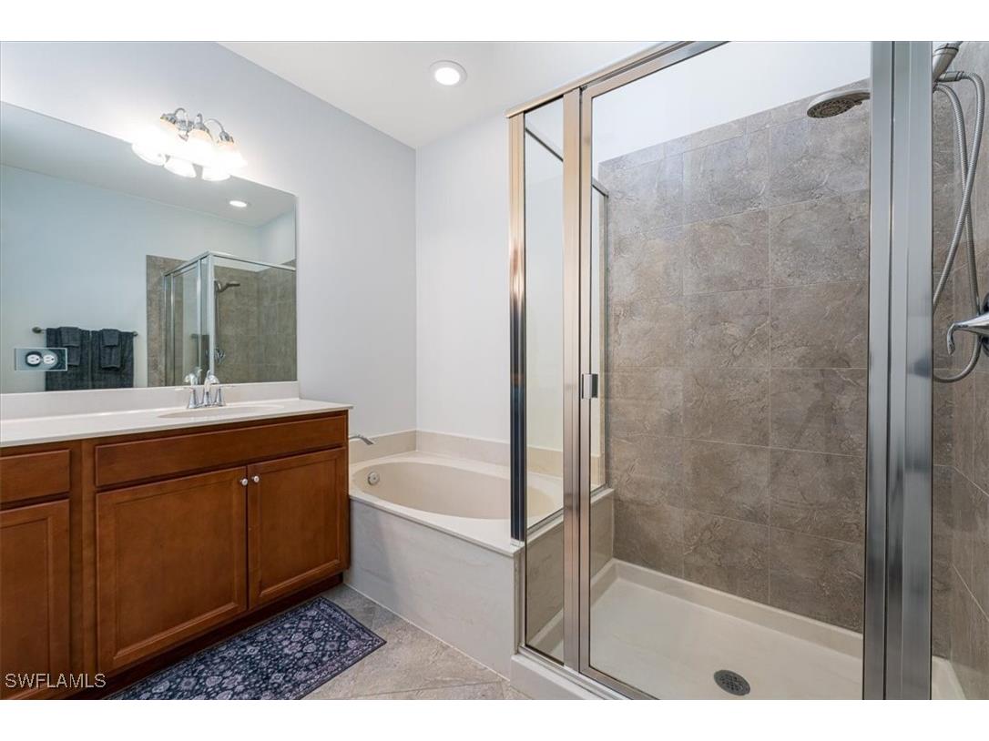 7918 Bristol Circle Naples FL 34120 225066932 image14