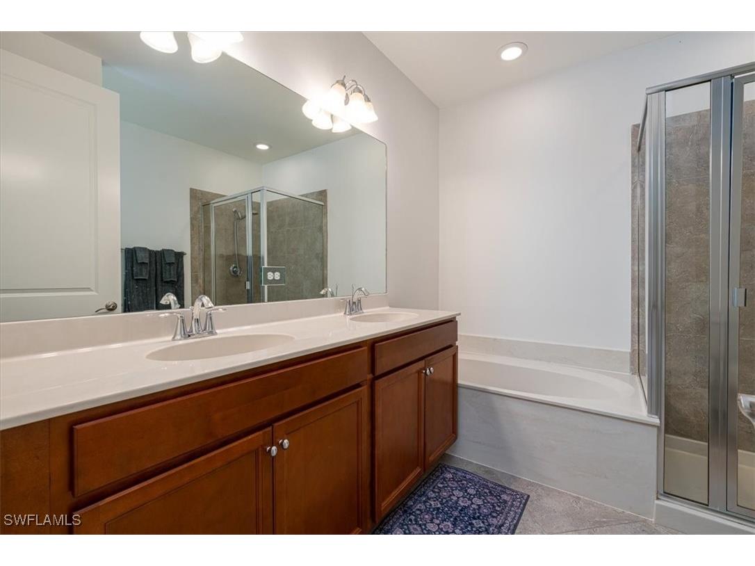 7918 Bristol Circle Naples FL 34120 225066932 image18