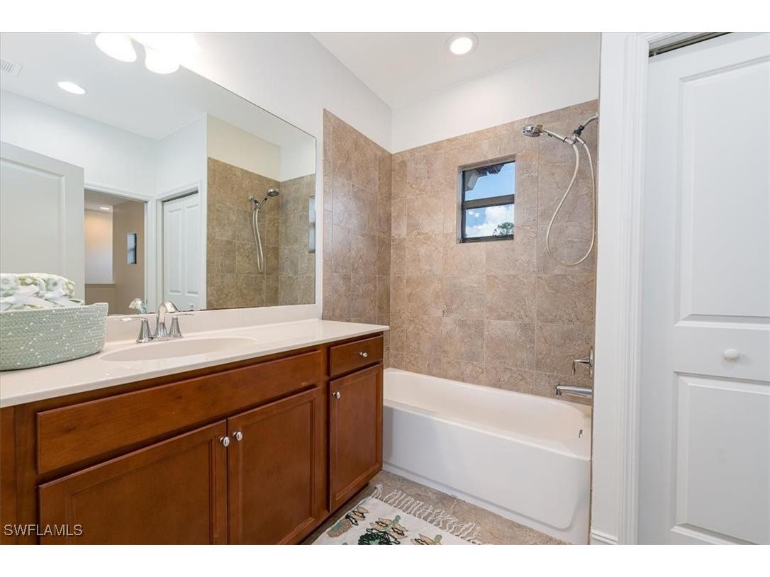 7918 Bristol Circle Naples FL 34120 225066932 image25