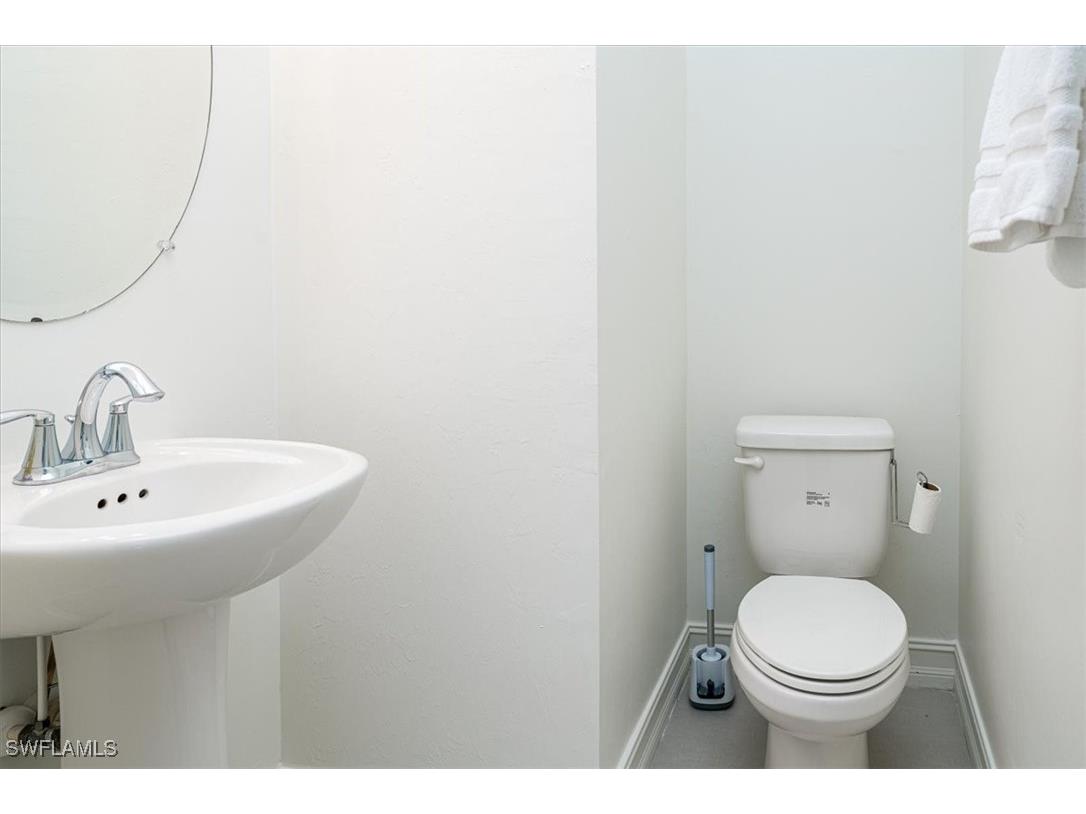 7918 Bristol Circle Naples FL 34120 225066932 image27