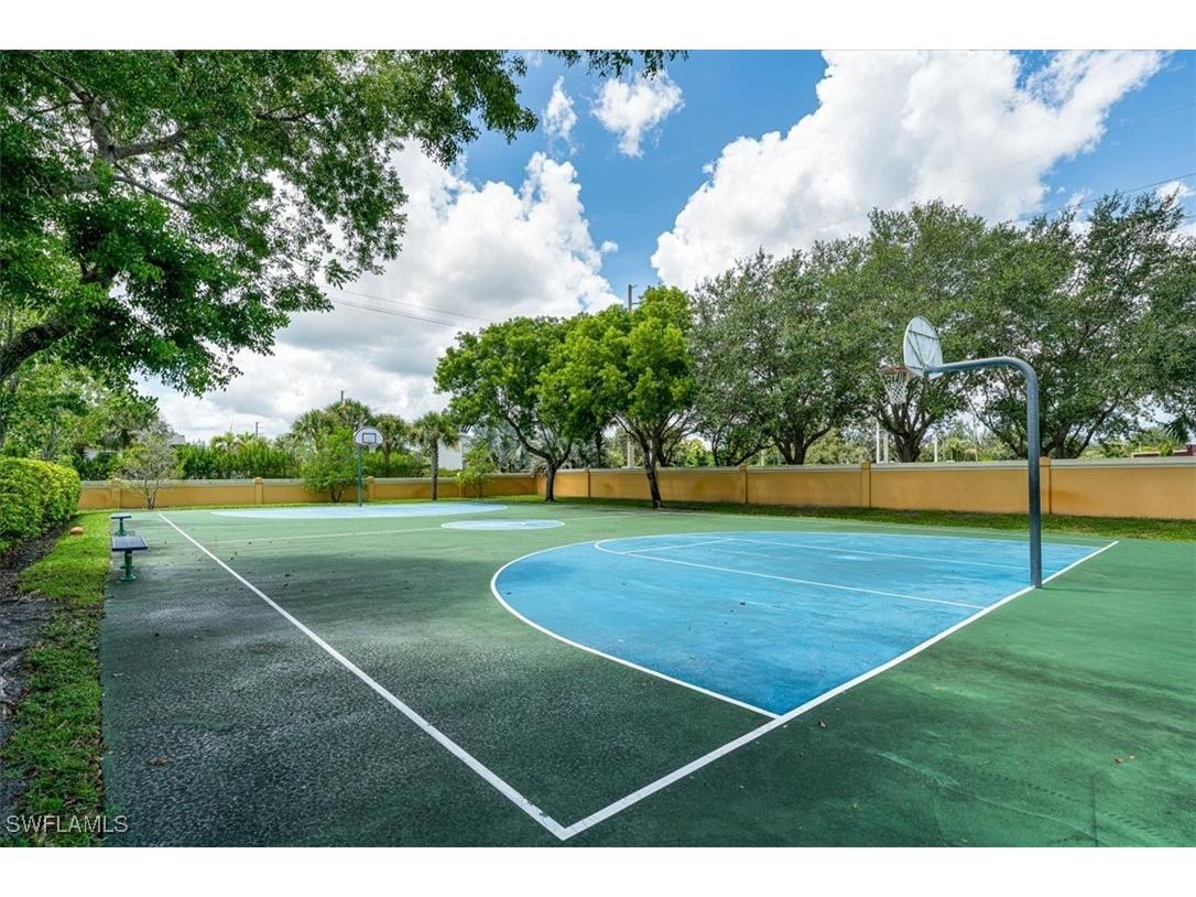 7918 Bristol Circle Naples FL 34120 225066932 image37