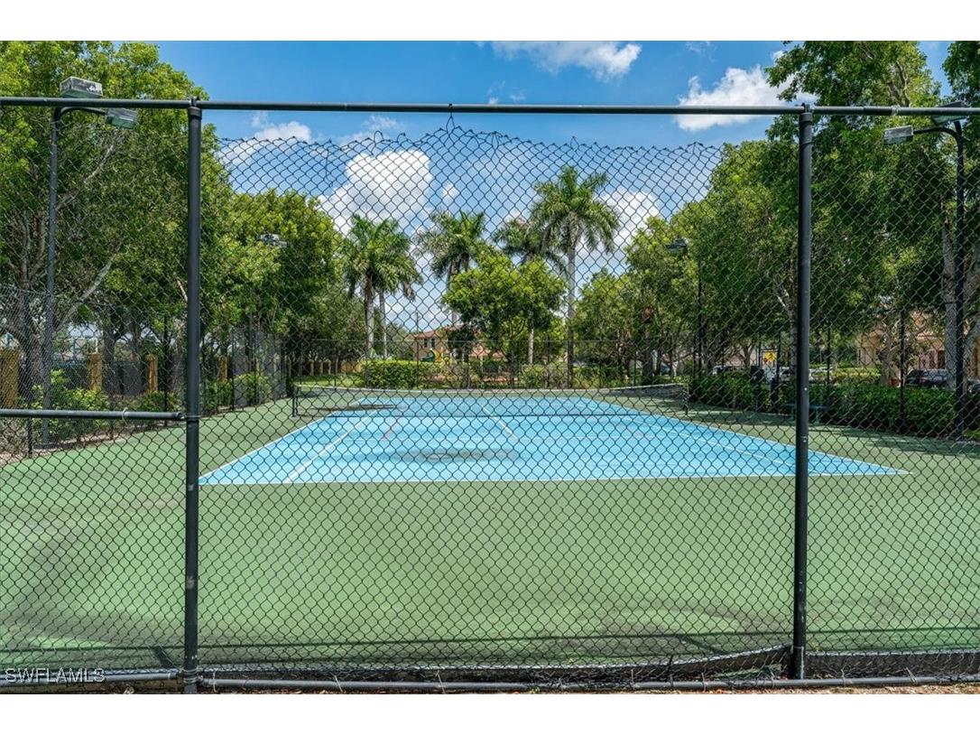 7918 Bristol Circle Naples FL 34120 225066932 image38