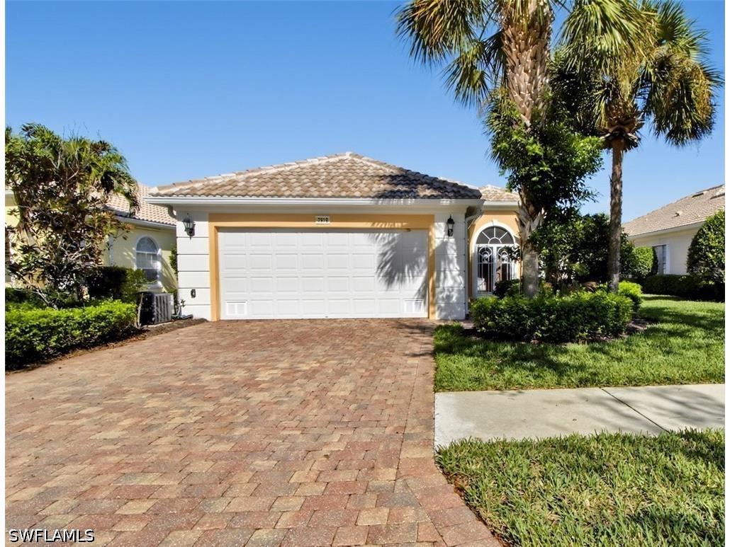 7919 Valentina Court Naples FL 34114 226013016 image2