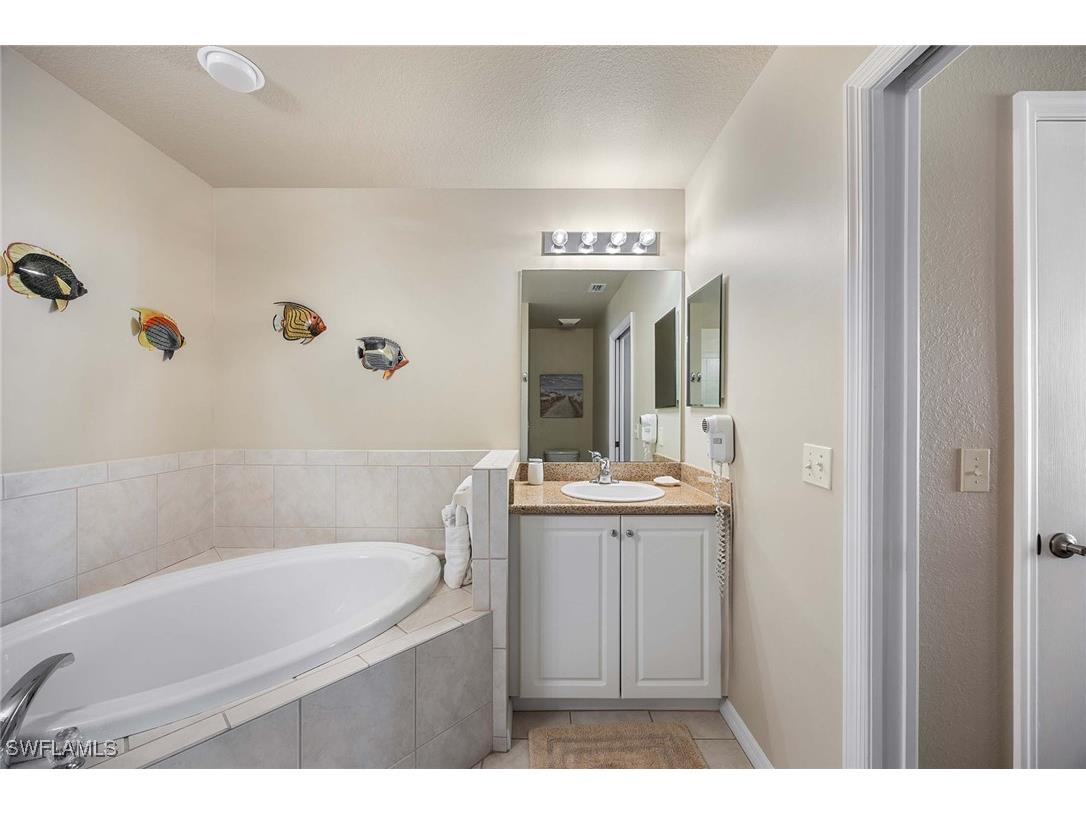  Naples FL 34113 226002566 image15