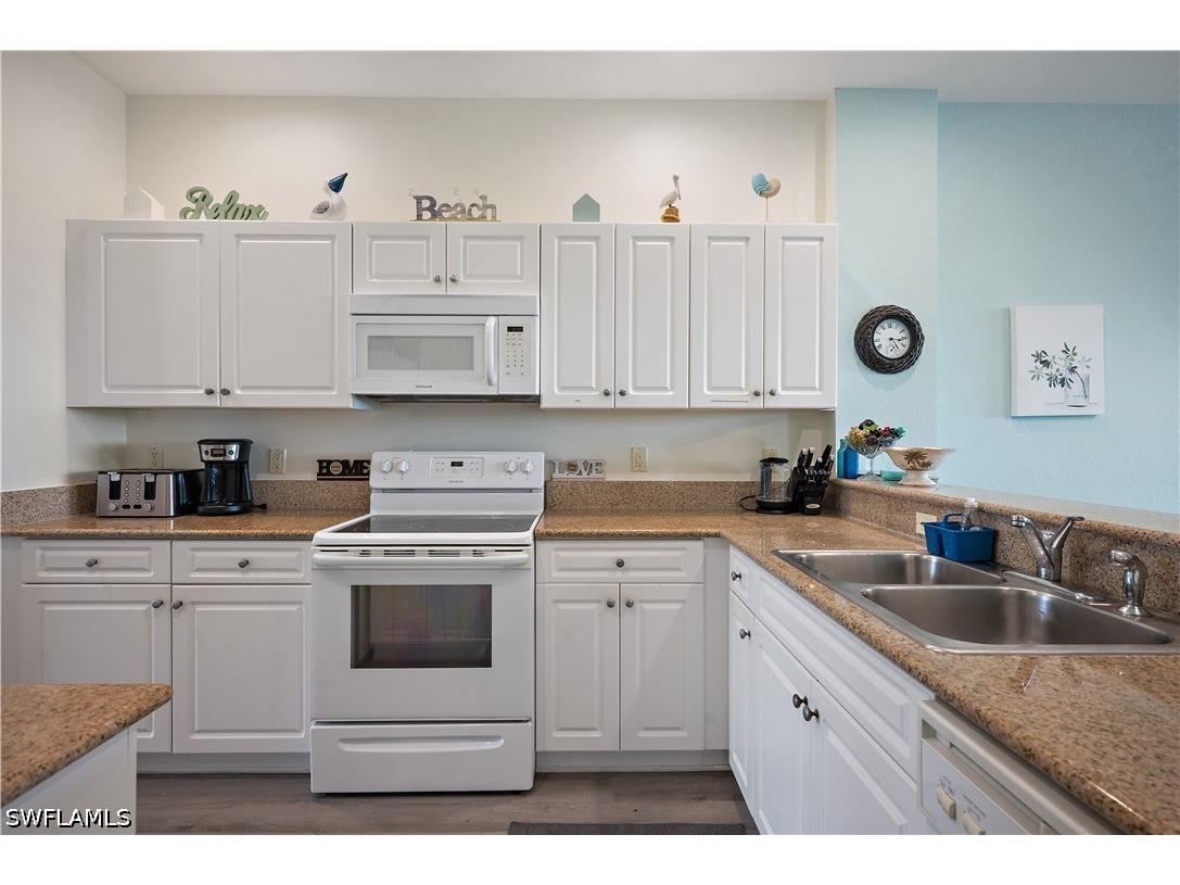 7925 Mahogany Run Lane #923 Naples FL 34113 226023156 image9