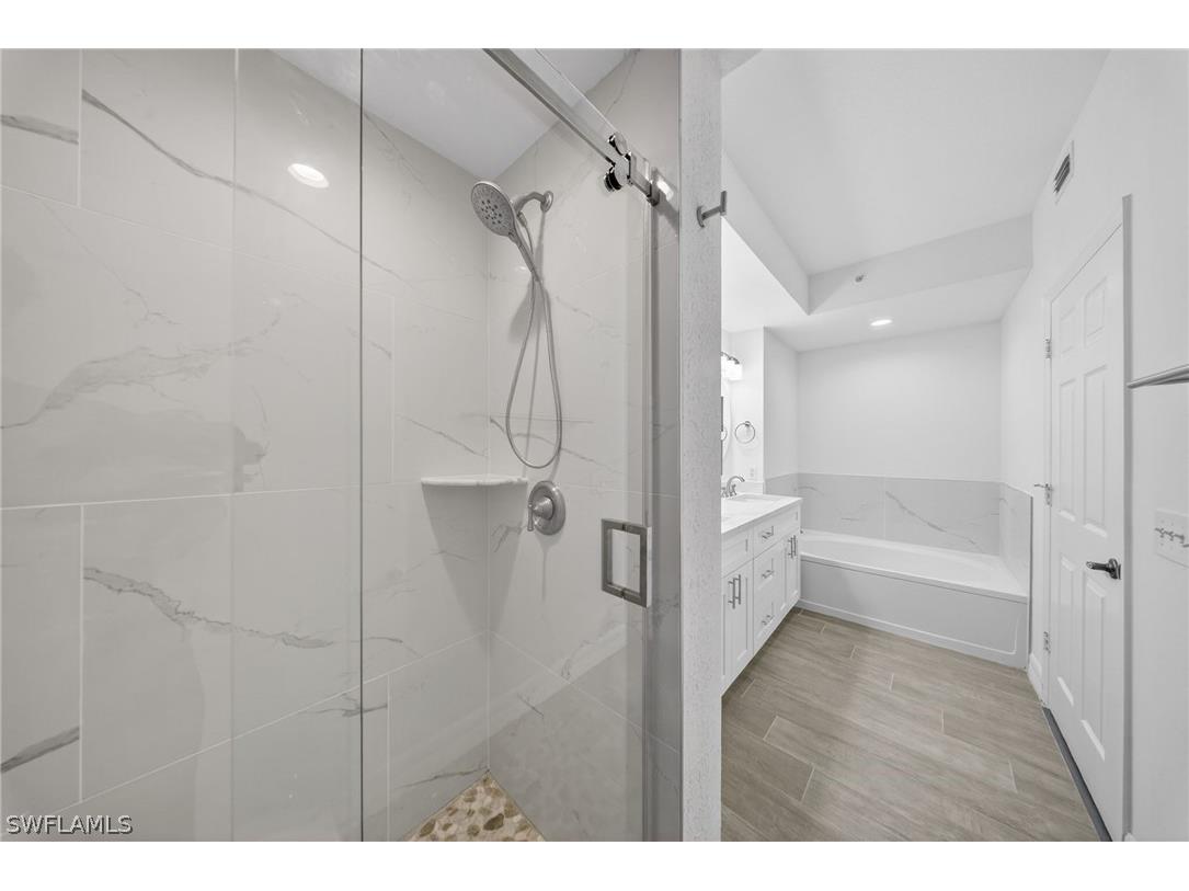7925 Preserve Circle #316 Naples FL 34119 226008656 image8