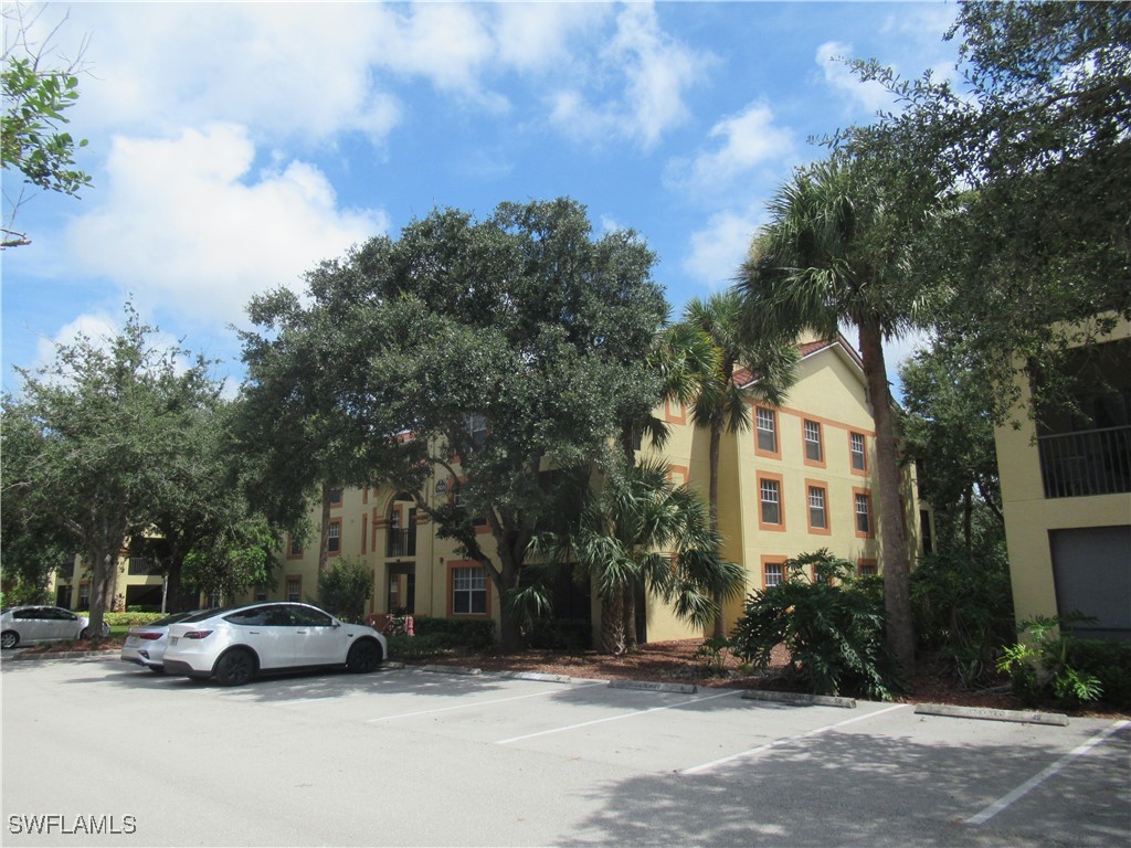 7925 Preserve Circle #321 Naples FL 34119 225071471 image1