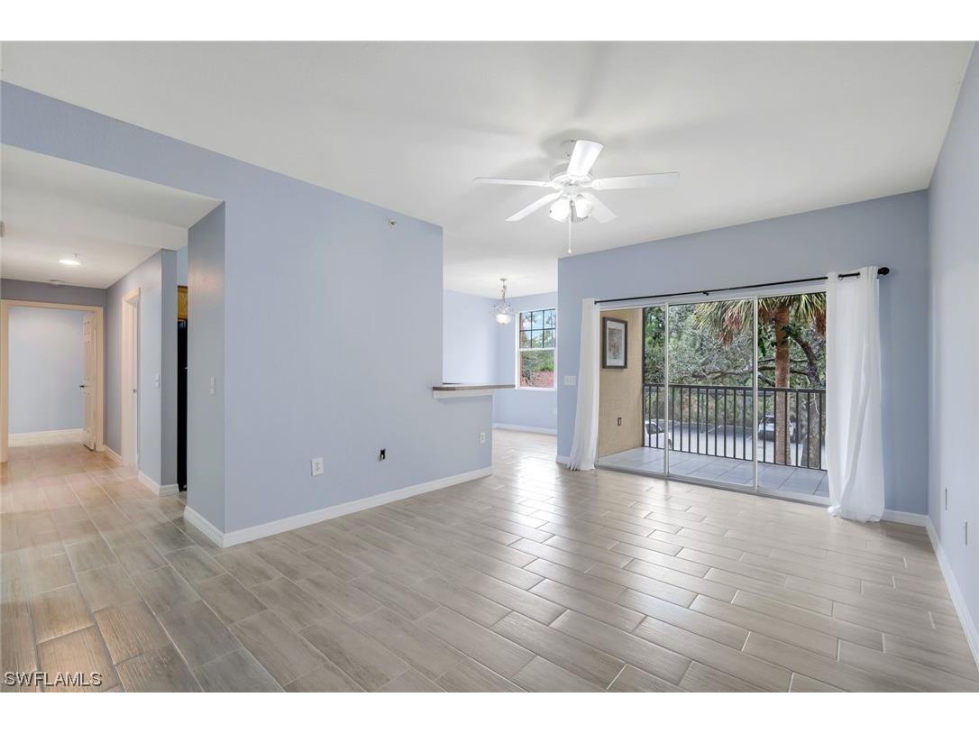 7925 Preserve Circle #325 Naples FL 34119 223058768 image1