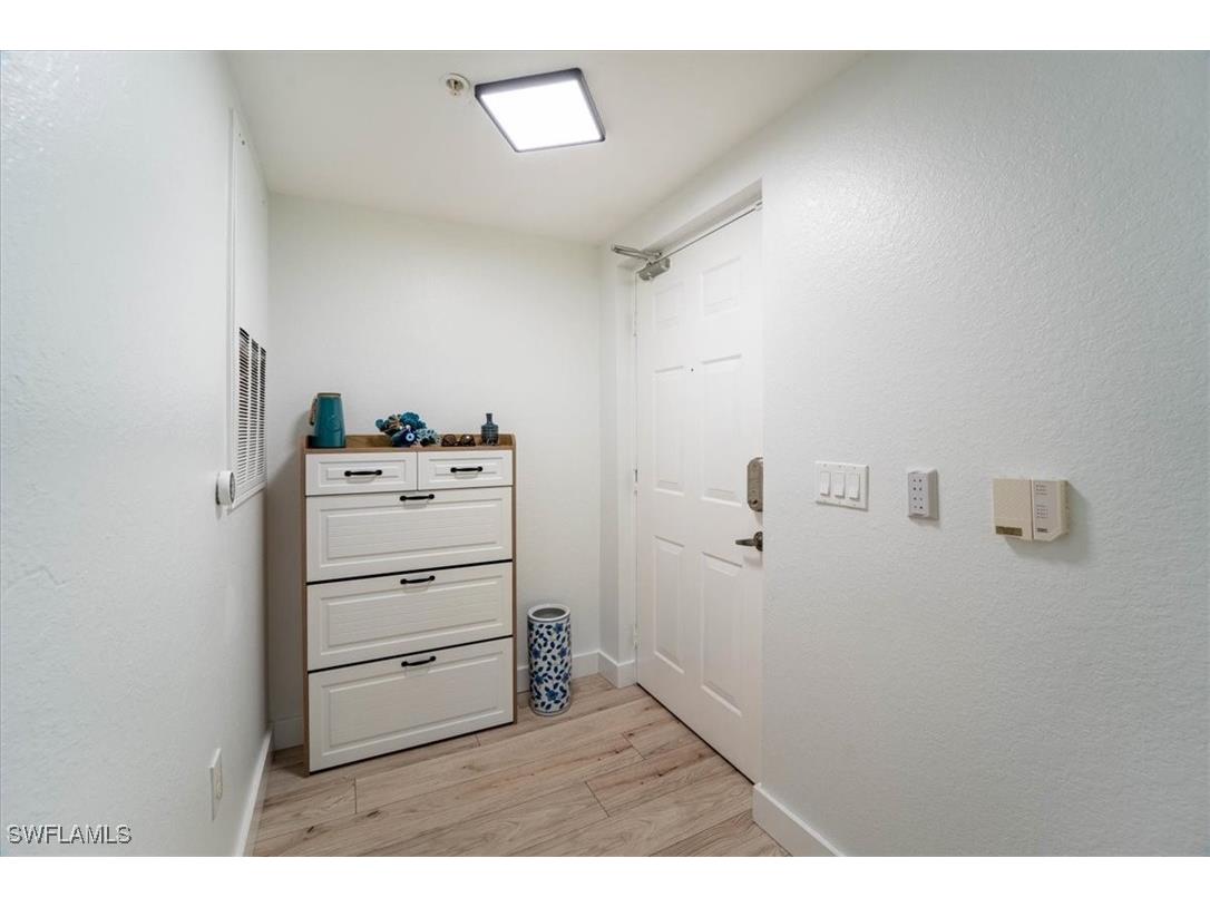 7925 Preserve Circle #333 Naples FL 34119 225081478 image3