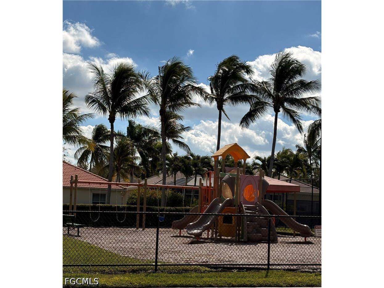 7928 Summer Lake Court Fort Myers FL 33907 2026014913 image13