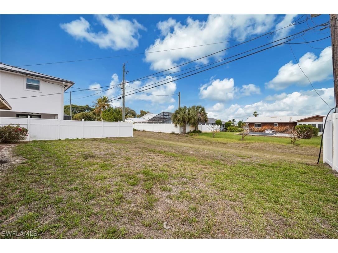 793 91st Avenue N Naples FL 34108 226009756 image17