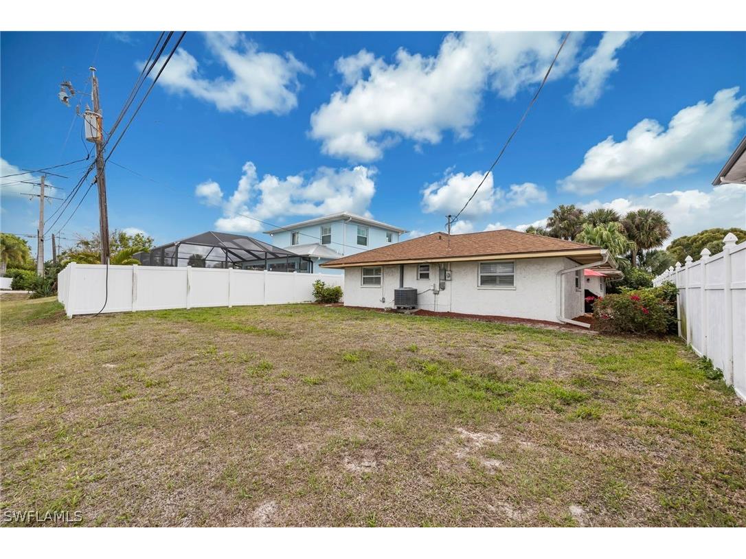 793 91st Avenue N Naples FL 34108 226009756 image18