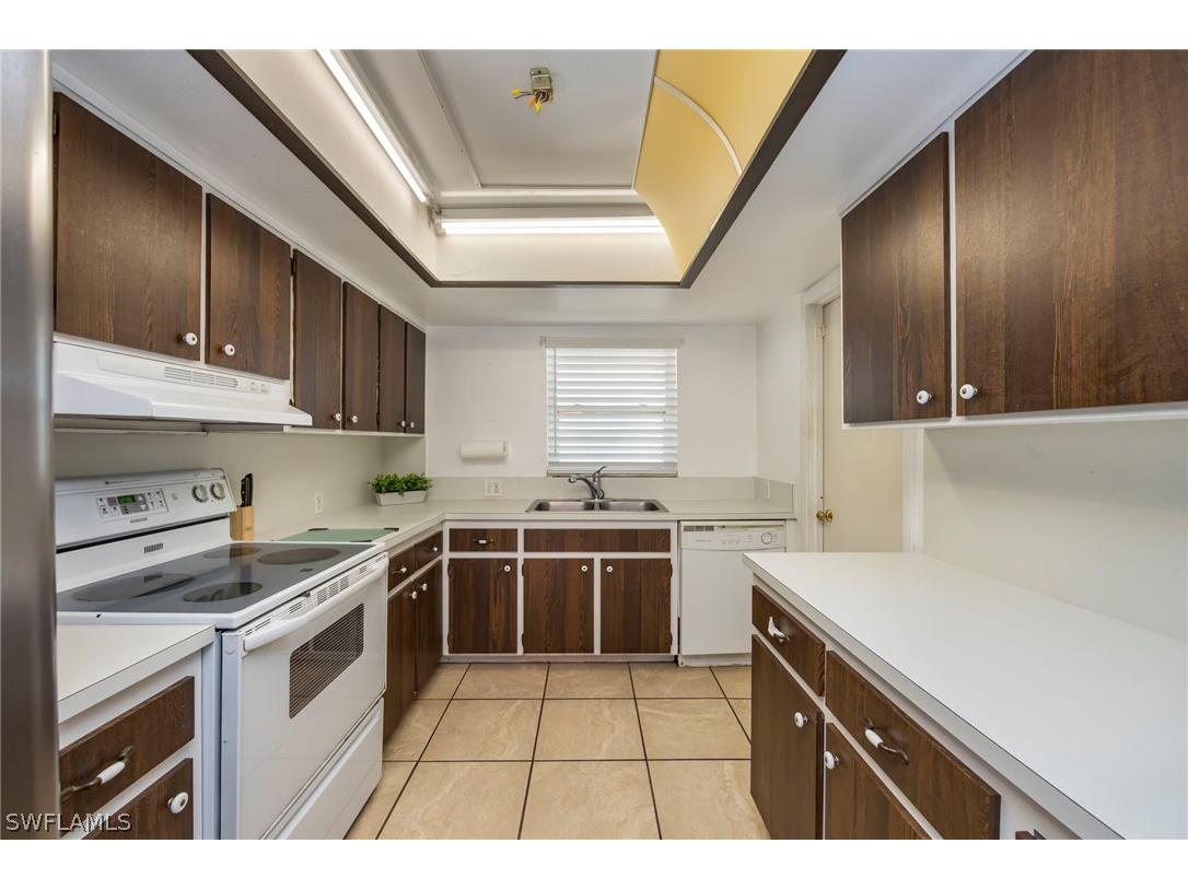793 91st Avenue N Naples FL 34108 226009756 image6