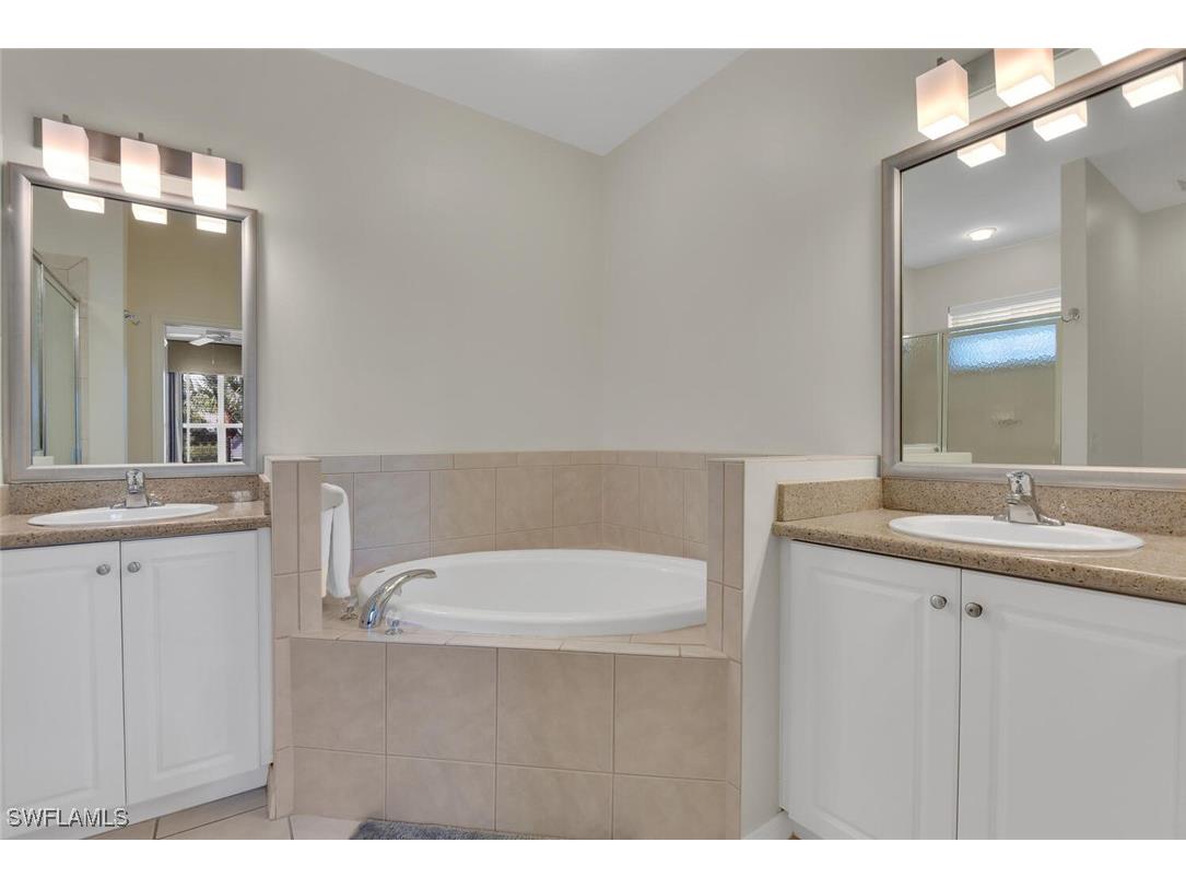 7930 Mahogany Run Lane #826 Naples FL 34113 226005535 image17