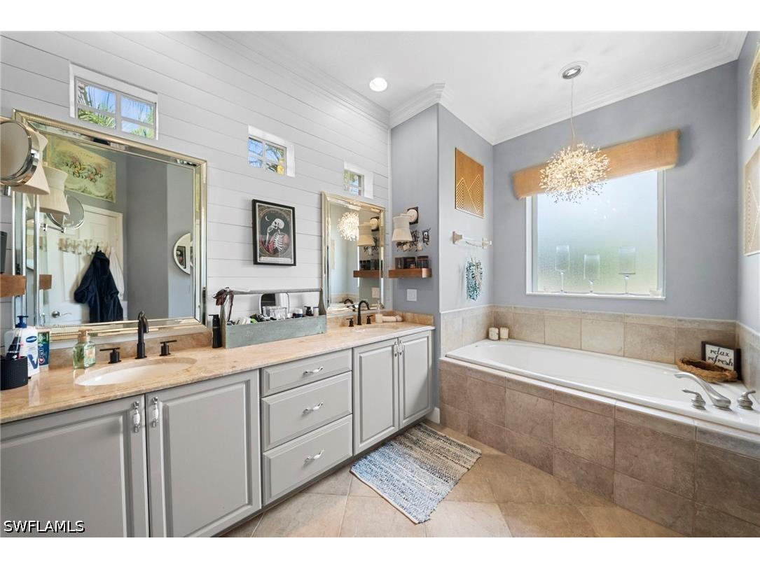 7933 Founders Circle Naples FL 34104 226019016 image26