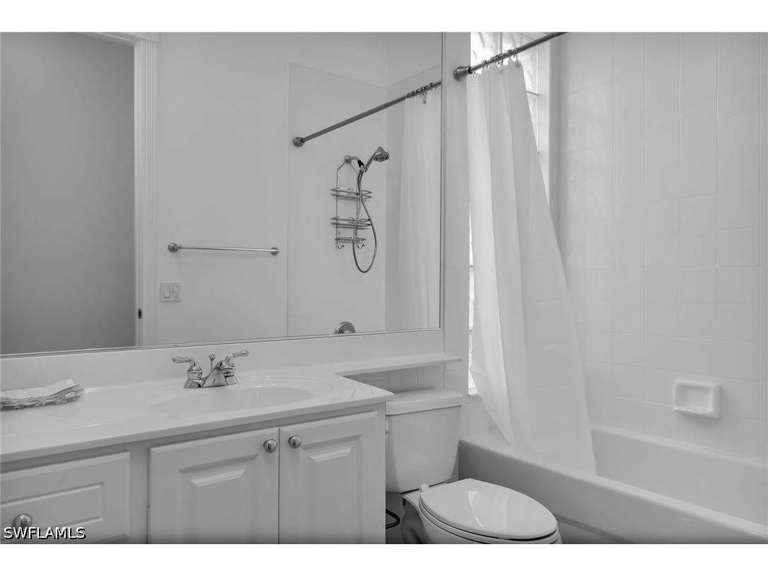 7935 Valentina Court Naples FL 34114 226021752 image25