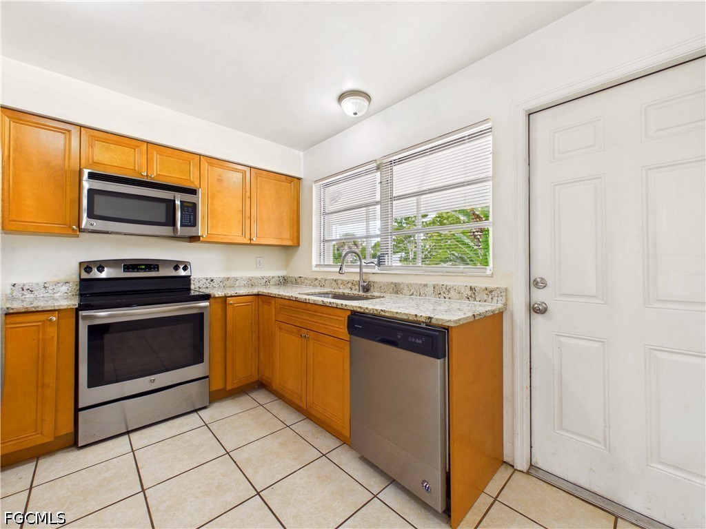 794 Hydrangea Drive North Fort Myers FL 33903 2026021015 image10