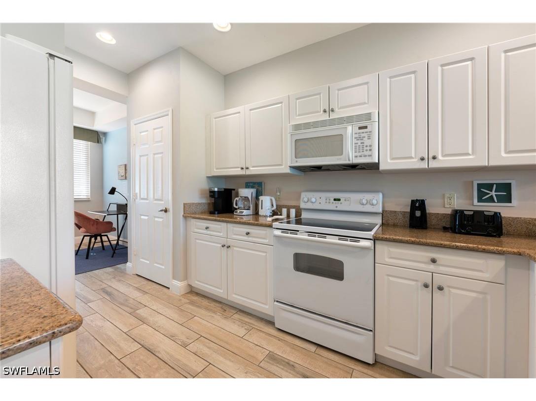 7940 Mahogany Run Lane #612 Naples FL 34113 226015804 image15