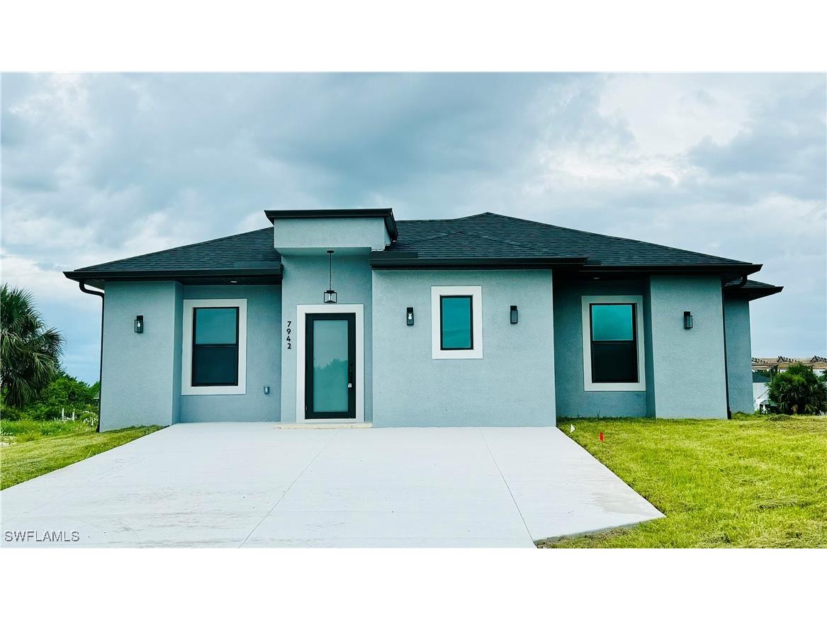 7942 13th Place Labelle FL 33935 225035869 image1