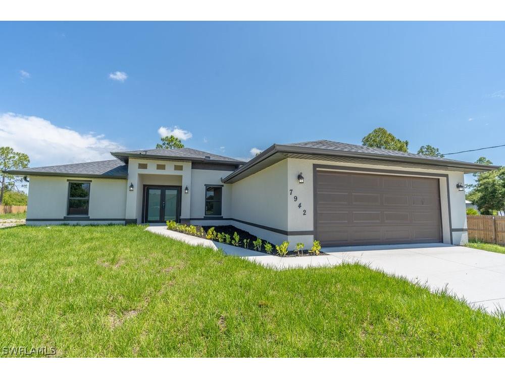 7942 18th Place Labelle FL 33935 223075214 image1