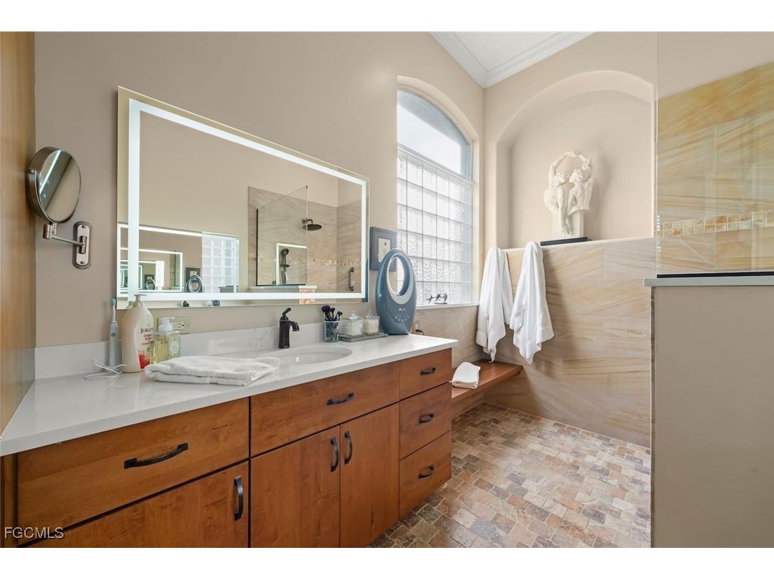 7944 Glenfinnan Circle Fort Myers FL 33912 2025020011 image29