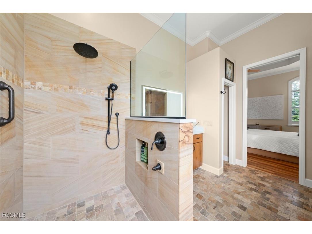 7944 Glenfinnan Circle Fort Myers FL 33912 2025020011 image30