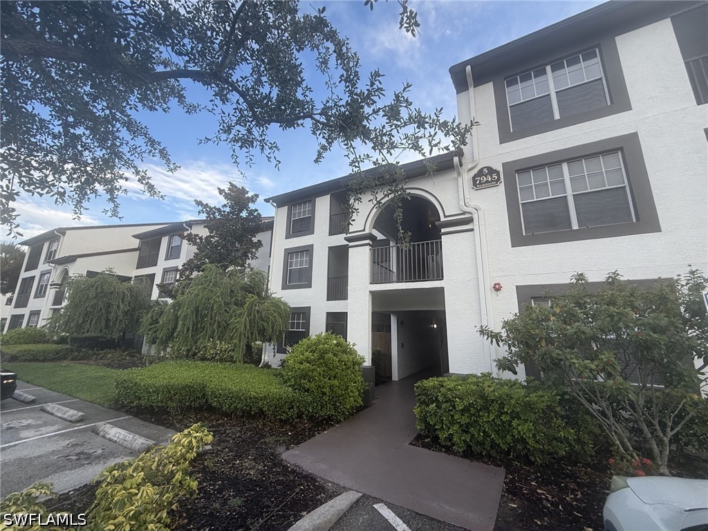 7945 Preserve Circle #523 Naples FL 34119 226023146 image6